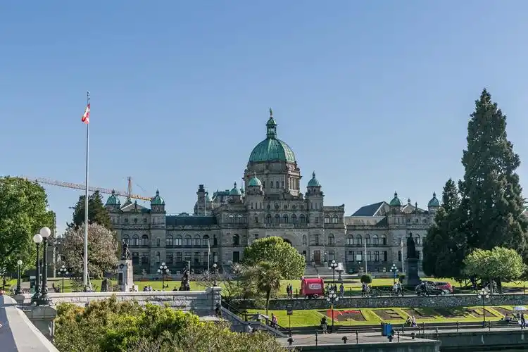 加拿大的"英伦玫瑰"-维多利亚 写美篇领略了维多利亚的英伦建筑风范后