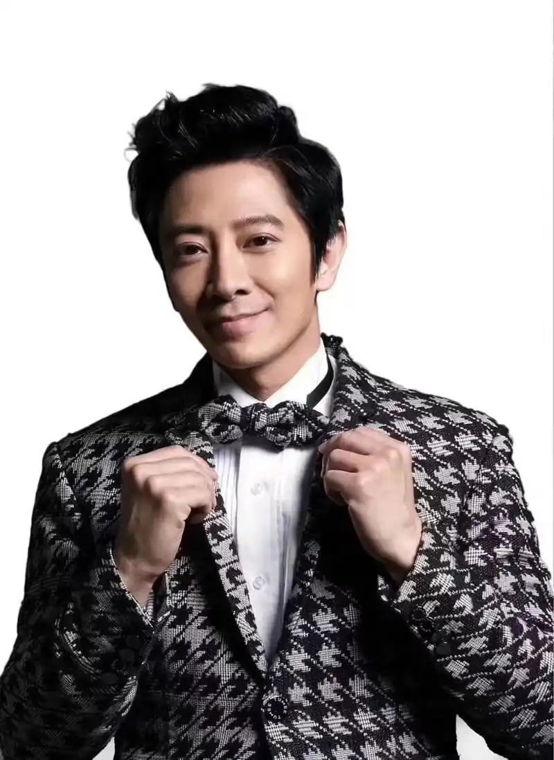 热烈祝贺广东忠娱文化艺术培训中心启市发布会隆重举行正式招生