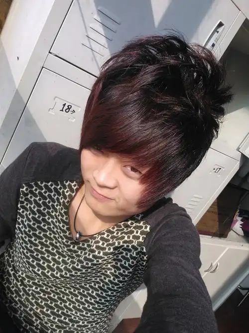 我是男胖子本人170斤身高176圆脸适合什么发型最好是长发