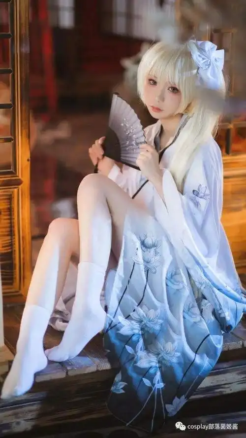 二次元cos真人,cos二次元真人-图片大观-奇异网