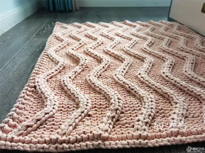 气氛营造者 ins风粗针织云趣复古粉地垫-编织教程-编织人生