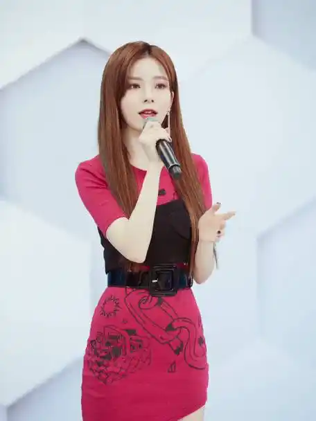 陈卓璇——《我敢》练习室