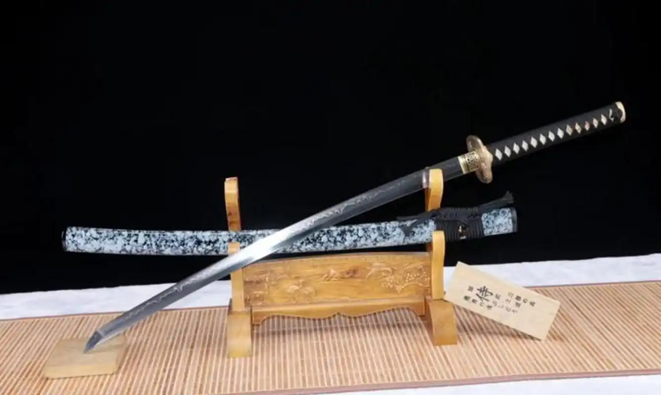 它是唐代刀剑的代表之一,具有优美的造型和高超的技术,被誉为中国刀剑