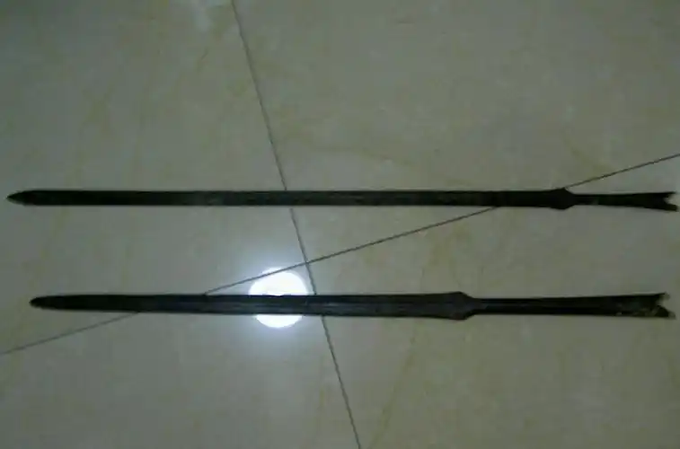 步槊马槊的长度最长能够达到4米,所以也叫丈八长矛,张飞用的就是此物