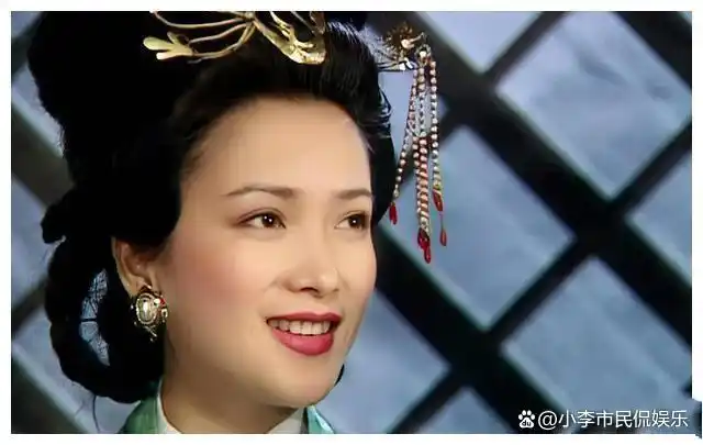 小乔的扮演者是谁?