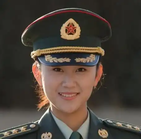 【转载】中国漂亮女兵特写高清大图【组图】