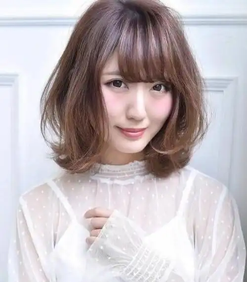 圆脸适合什么发型女?