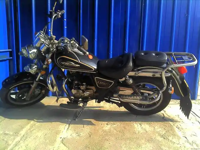 力帆150太子摩托便宜处理了!1000元!