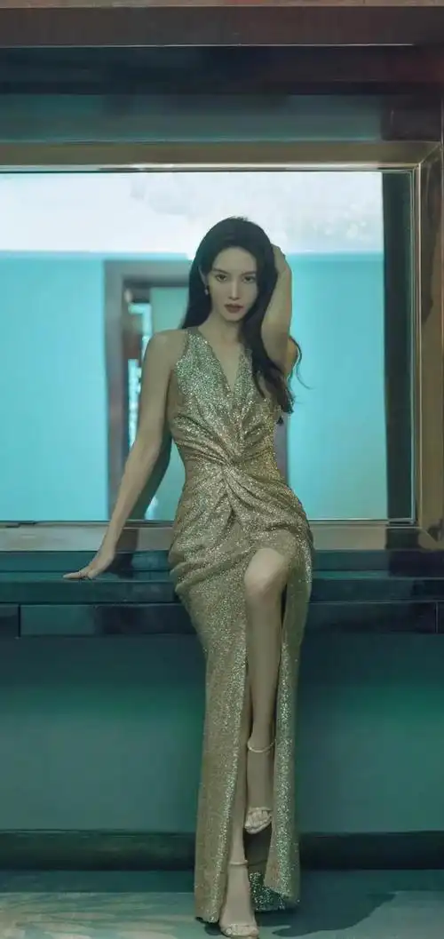 女神金晨身材比例非常好颜值超高