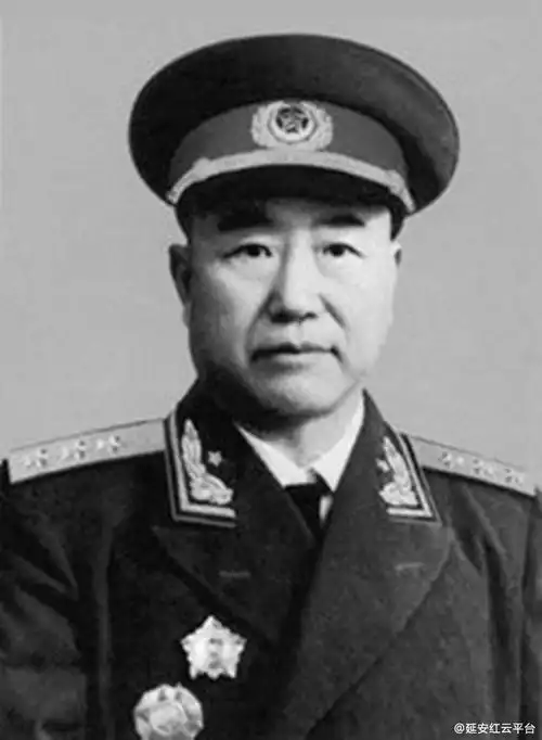 五十七位开国上将戎装黑白照