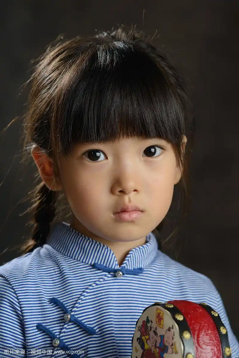 可爱的古装小女孩