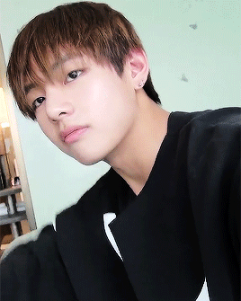 帅哥酷英俊潇洒gif动图_动态图_表情包下载_soogif