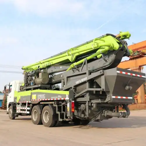 2021年国六泵车下线东风鑫达搅拌泵车系列