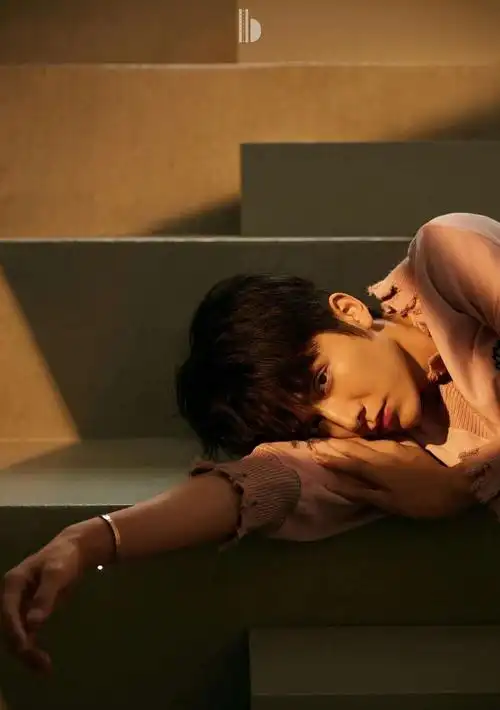 新晋少年张新成时尚阳光帅气写真