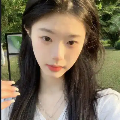 同一个人女生头像8张 高清漂亮的女生头像8张一样的真人_女生头像