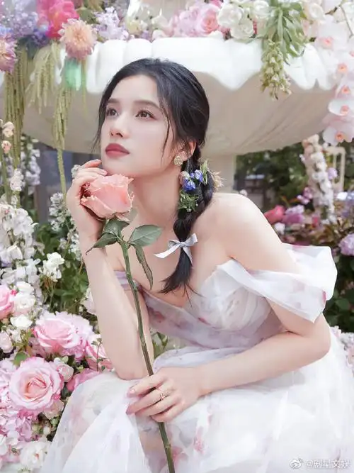 张婧仪说本周日提前感受长沙的活色生湘