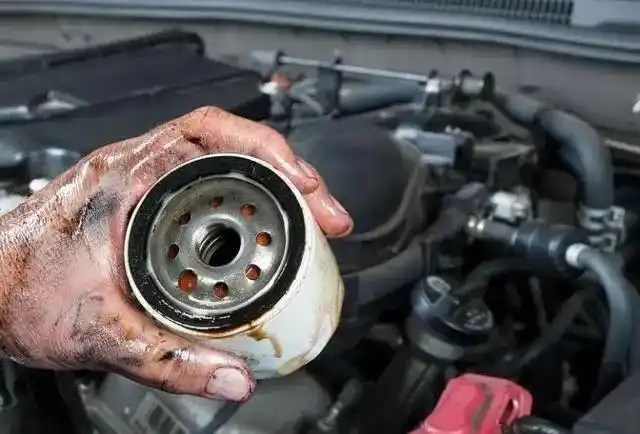 机油滤芯拆解机#汽车时代替换的废弃机油滤芯增长迅速,这时又新兴一