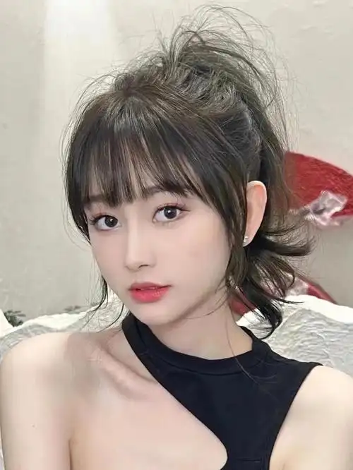 适合圆脸方脸女生的发型#蚌埠大学城适合圆脸方脸的一款刘海法式刘海