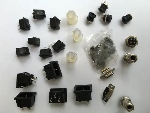 电子秤配件6v充电器电源适配器开关插座螺丝脚电池4v称可充畜电瓶