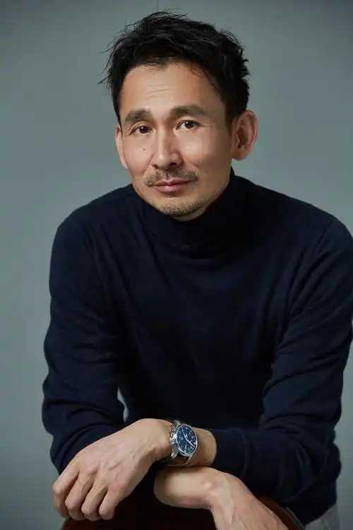 电影《秘密访客》热映陶海演绎气质警察助力真相