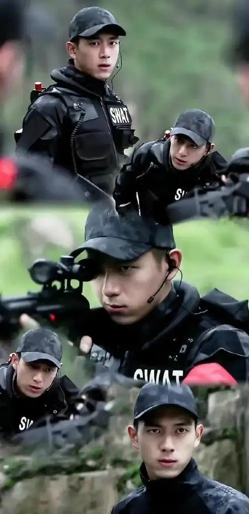 男星演军人走硬汉风,肖战正气凛然,李现眼神犀利,杨洋代入感强