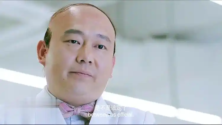 分手大师:梁超高楼大吼人生毫无乐趣,被超哥实力吐槽