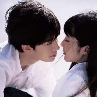 好看的情侣头像双人同框甜蜜图片