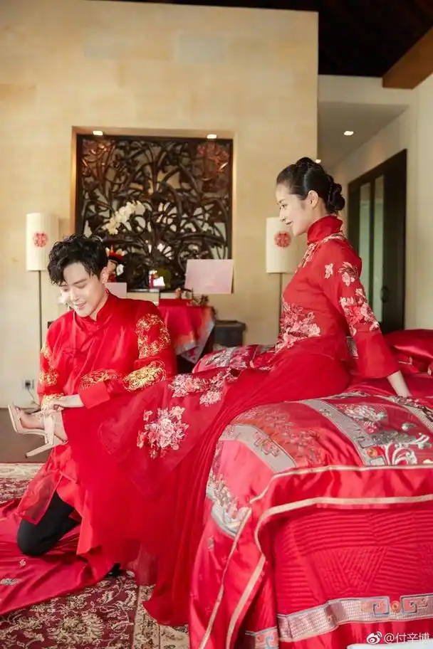 在巴厘岛举办婚礼的明星:小虎队和"还珠三美"合体,f4差周渝民