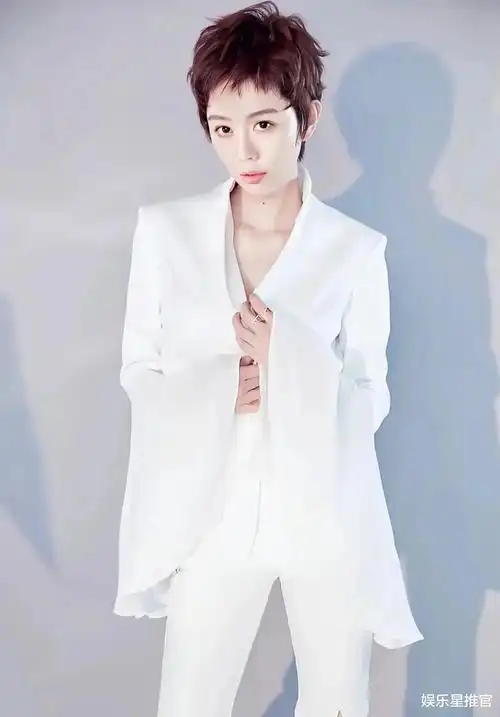 姜妍身材(姜妍:大连身材傲人的大美女)_大全-幸福起航