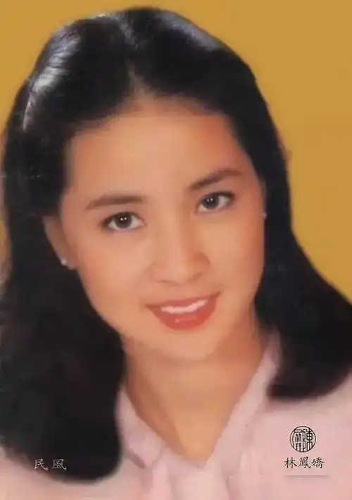 66岁林凤娇,为爱嫁给成龙息影37年,如今一家过的很幸福