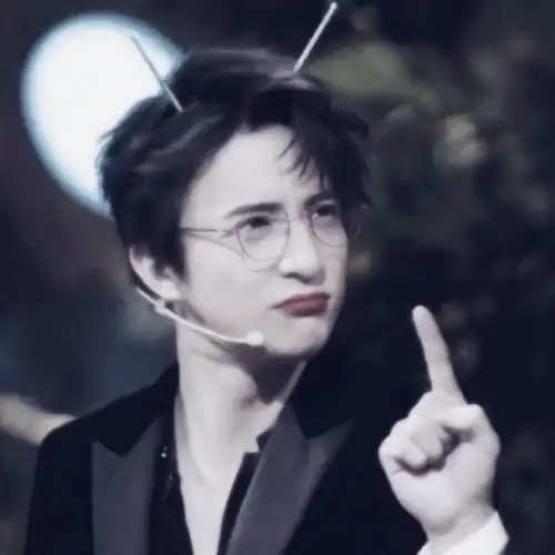 薛之谦qq头像超清超清好看的薛之谦帅气头像图片