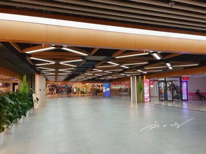 地下商场,曾经很热闹,如今没什么人气|地王广场|广州市越秀区|天河区