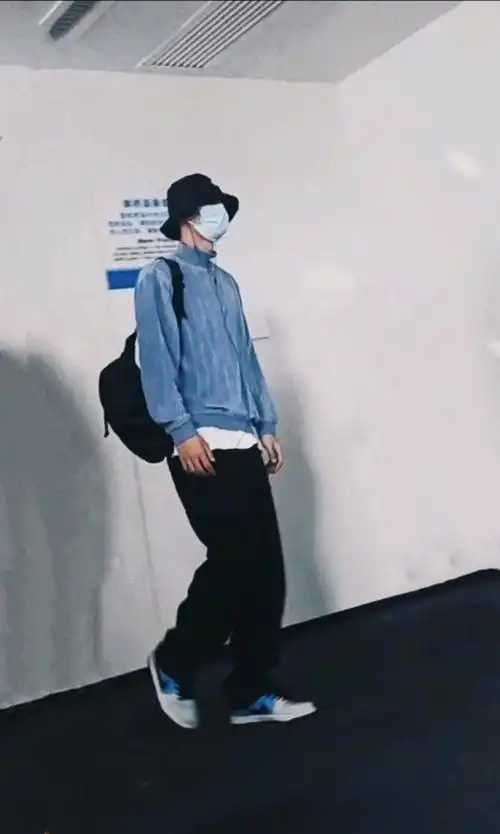 想要王一博不露脸的图