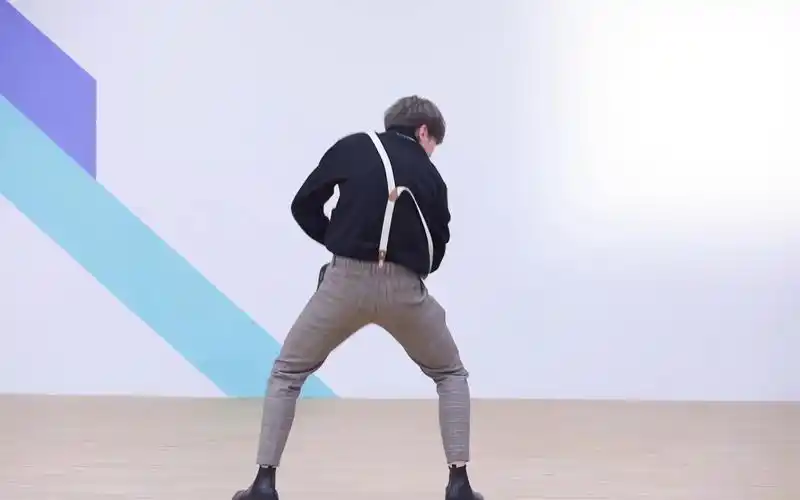 蔡徐坤铁山靠一小时