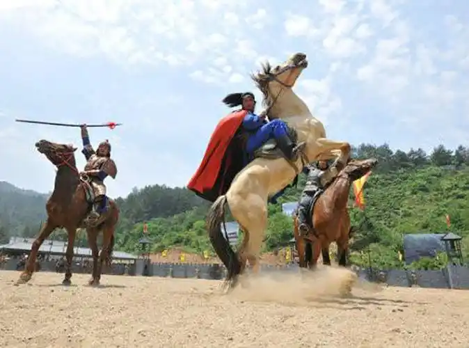 景区马战表演-马战表演-马战演出文超艺鼎