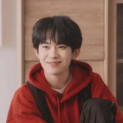 易烊千玺神仙颜值氛围感头像大全