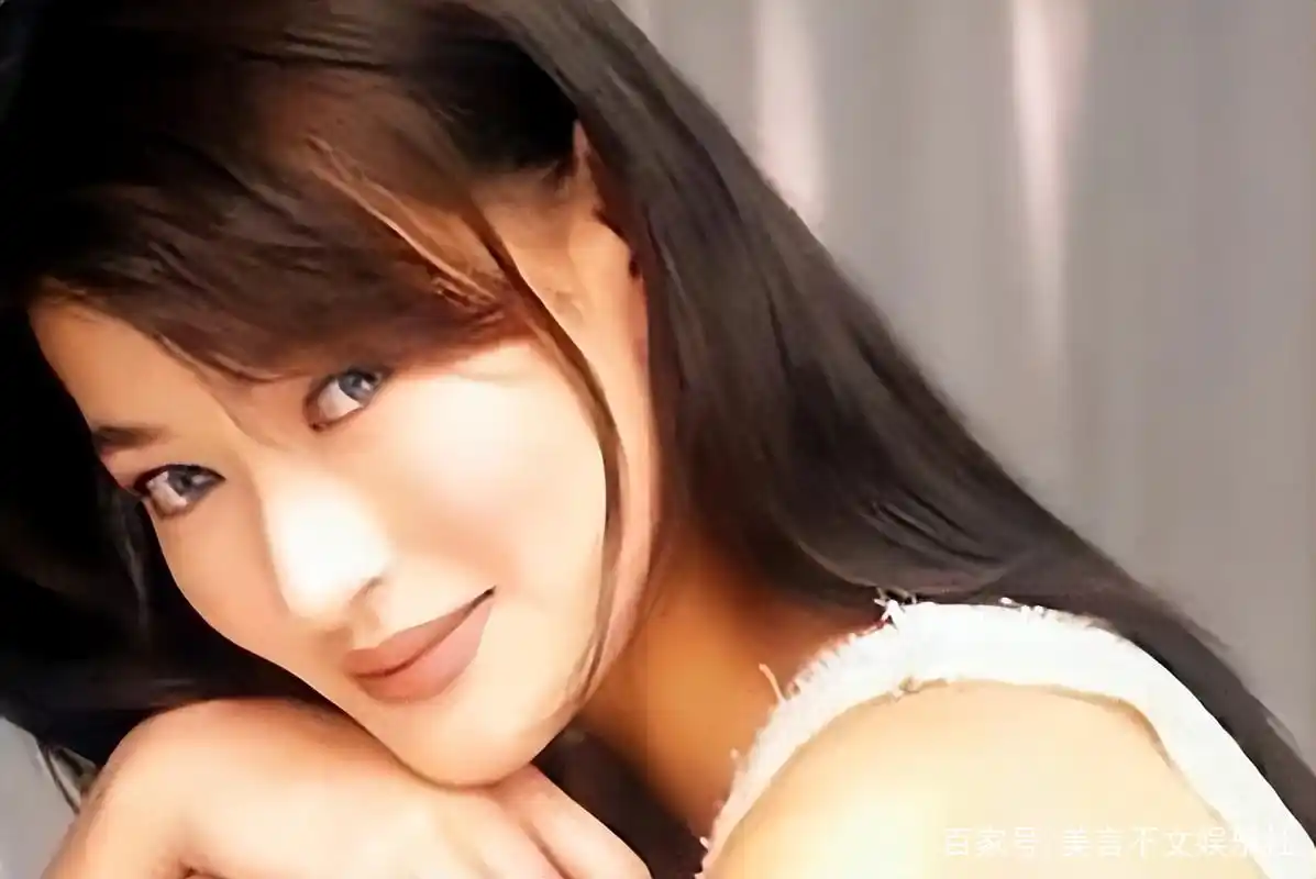 风月女神陈宝莲29岁自杀,留下生父不详的儿子,未来将何去何从?