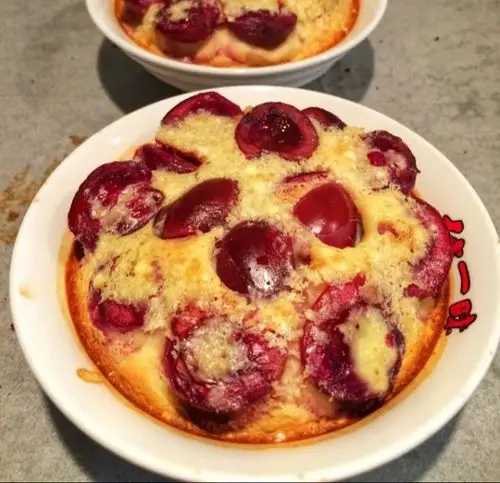 jolinguan做的法式樱桃布丁