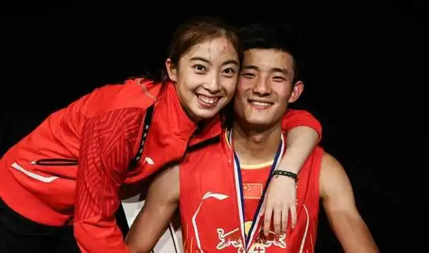 国羽五大美女王仪涵无冕之王王适娴成绩平平却嫁个好丈夫