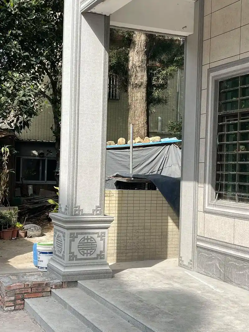 新中式自建房装修设计罗马柱瓷砖.#别墅外墙墙砖效果图 #外墙 - 抖音