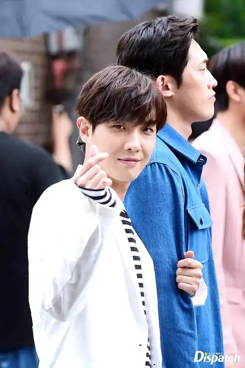 韩剧讨论区 69 韩剧主题讨论贴专区 69 【2017kbs】【爸爸好奇怪