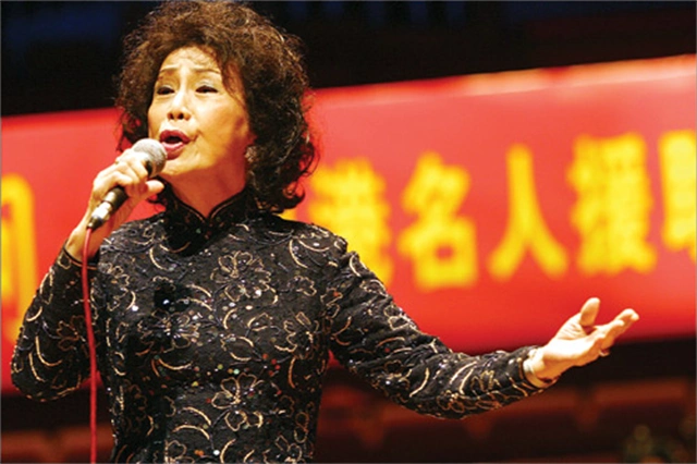 偏袒大房不止分财产霍英东一直都很尊重大房吕艳妮,明确表示她永远是