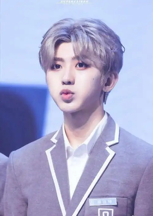 79蔡徐坤,蔡徐坤绝美壁纸(蔡徐坤是新出道里关注度最高的吗图片)