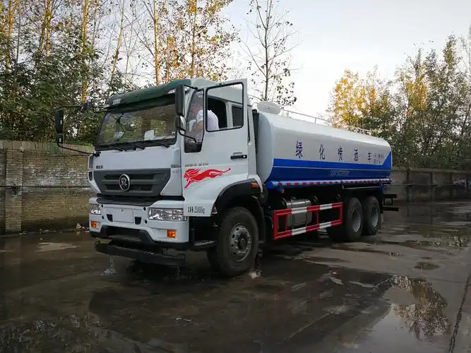 洒水车厂家现车特价销售图片