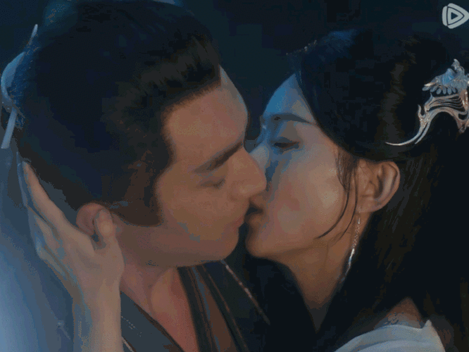 赵丽颖林更新吻戏