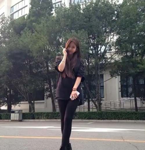 王思聪全家沉默!前女友豆得儿被指精神抑郁,首度回应打胎事件