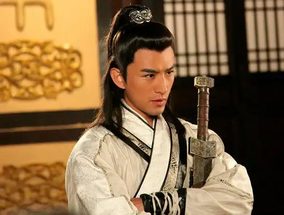 张晓晨的帅照一张:〉