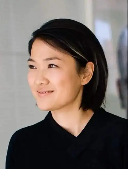 消失的苏芒不可一世的时尚女魔头活成了一个笑话