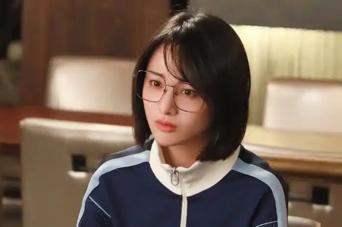 郑爽青春斗剧照高清壁纸 因为梦想永远是梦想