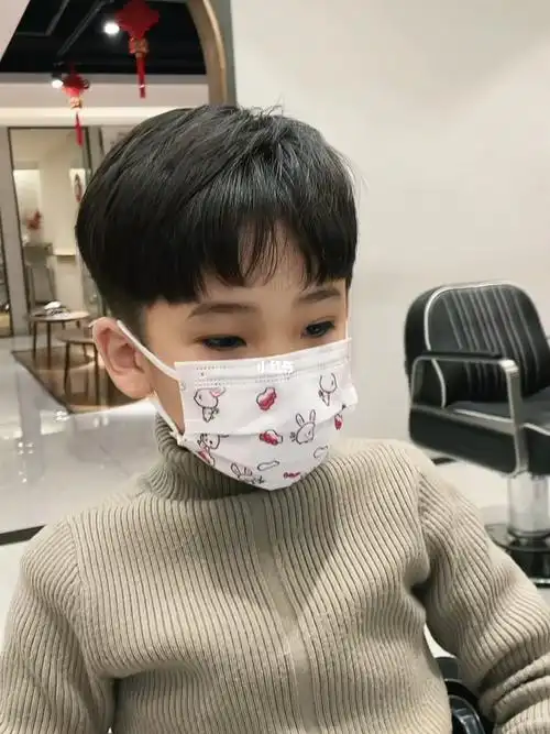 明星同款发型,男生烫发发型,儿童发型,宝宝发型,男孩发型,锡纸烫,纹理